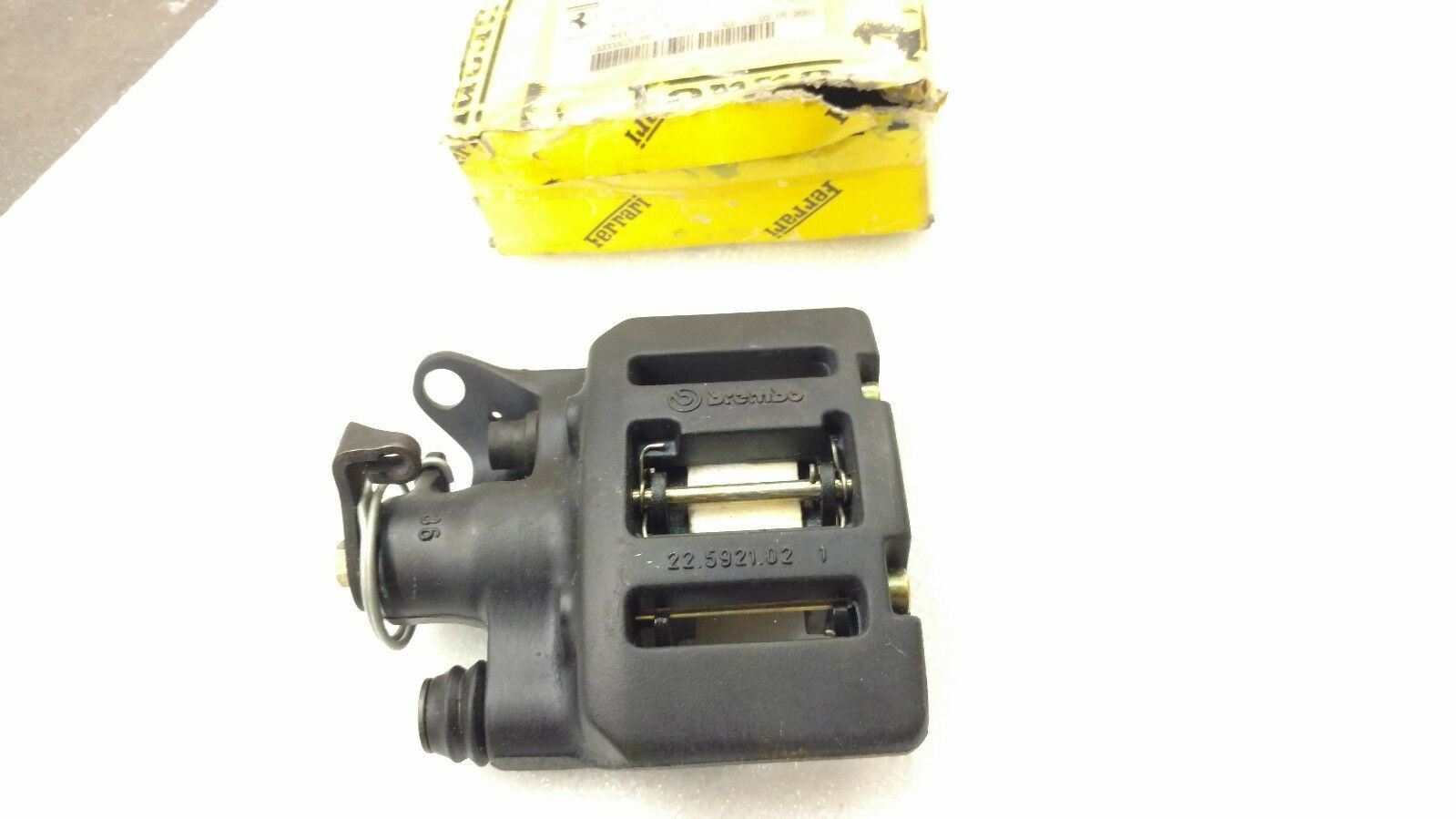 FERRARI F50 REAR RIGHT PASSENGER SIDE E BRAKE CALIPER OEM 162650