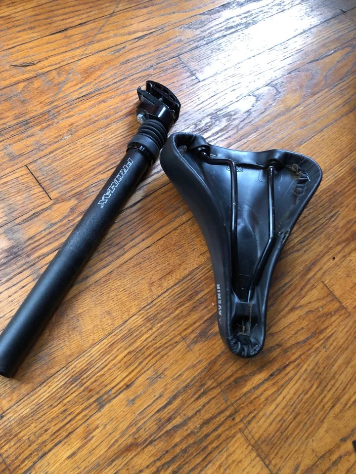 Asiento de bicicleta Avenir Velo con poste Promax Foto 3 de 3