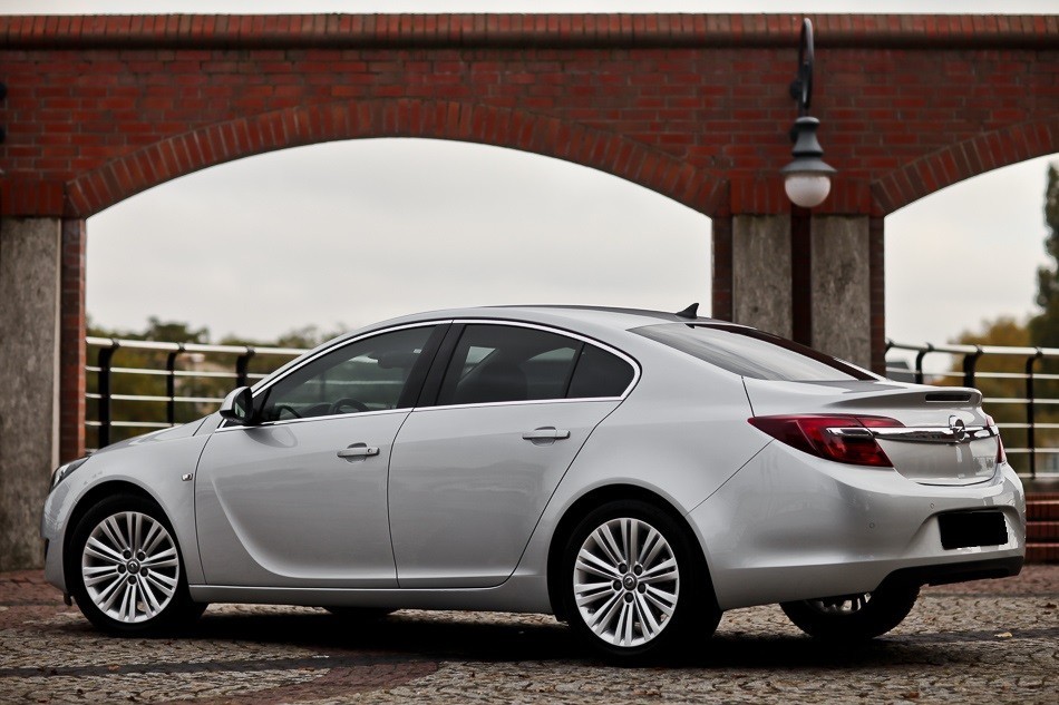 INSIGNIA A 20082017 4/5doors Hatchback Estate Saloon 2pc Wind