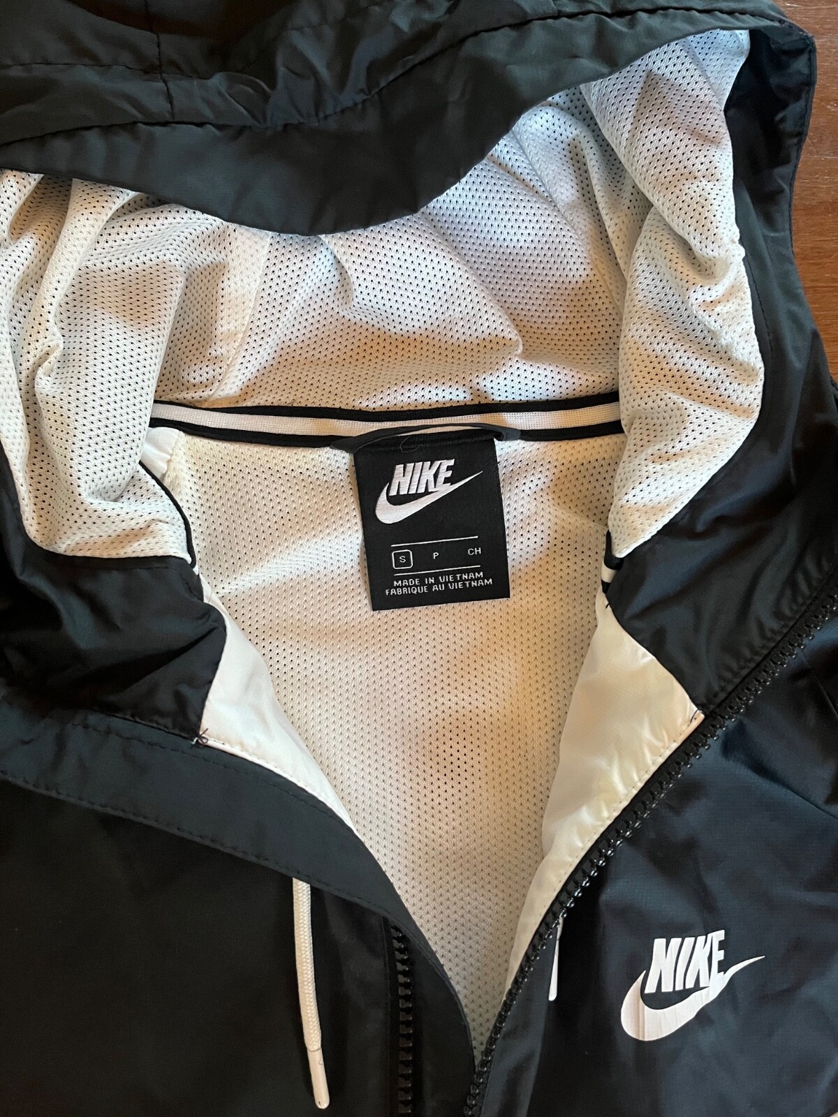 Nike Windrunner Training Jacket Small - image 7