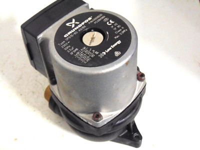 POMPE CIRCULATEUR BERETTA 20106868 GRUNDFOS UPM3 15-50 MKII AZJ