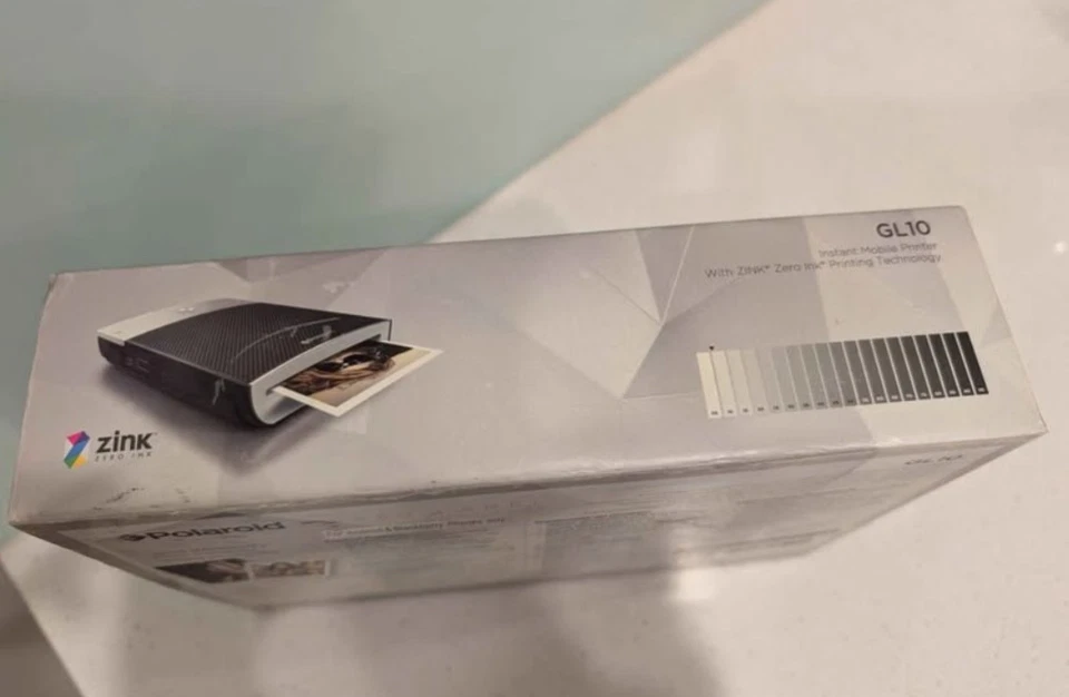 Polaroid GL10 Instant Mobile Printer 3x4in Zink Technology Bluetooth - Image 2 of 4