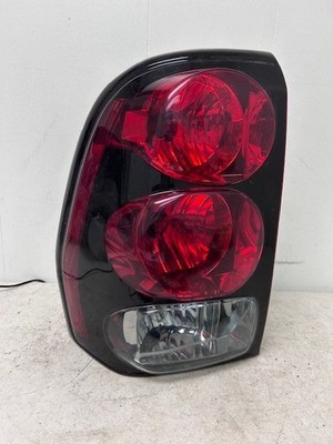 OEM Taillight Brake light LH Driver 2002 Chevy Trailblazer