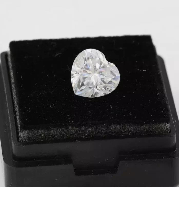 IF Clarity Loose CVD Diamond 1 Pc D Color 6 x 6 mm Heart Shape Certified - Image 4 of 4