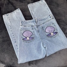 Women’s Mermaid Clam Shell Forever 21 90s Fit Vintage Jeans Waist size 28