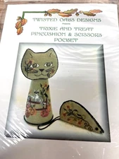 Twisted Oaks Designs Trixie & Treat Pincushion & Scissors Pocket Chart Only