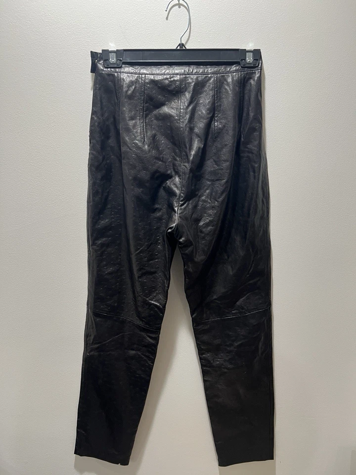 Pantalones de tiro alto Escada de cuero de cordero negro talla 36 hechos en Italia Foto 3 de 4