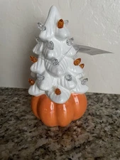 Halloween Light Up Pumpkin Tree 6” Tall