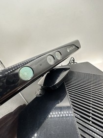 Xbox 360 E 4GB Console 1538/ Kinect 1473/ atPlay Wired Controller Original Boxes