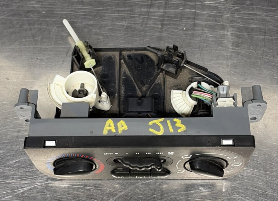 Saturn SL1 SL2 SC2 2000-2002 calor aire acondicionado temperatura control climático Foto 2 de 4