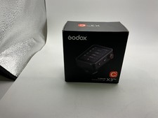 Godox X3 Pro WirelessFlash Trigger w/Touchscreen w/Built-in battery