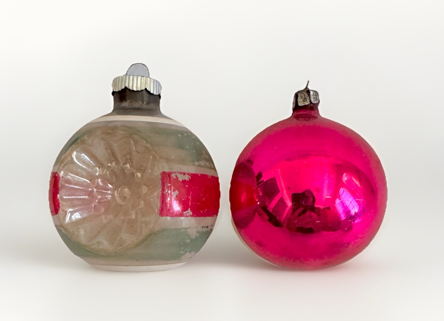 Lot 6 SHINY BRITE  2" Stenciled and Indent Christmas Tree Ornaments