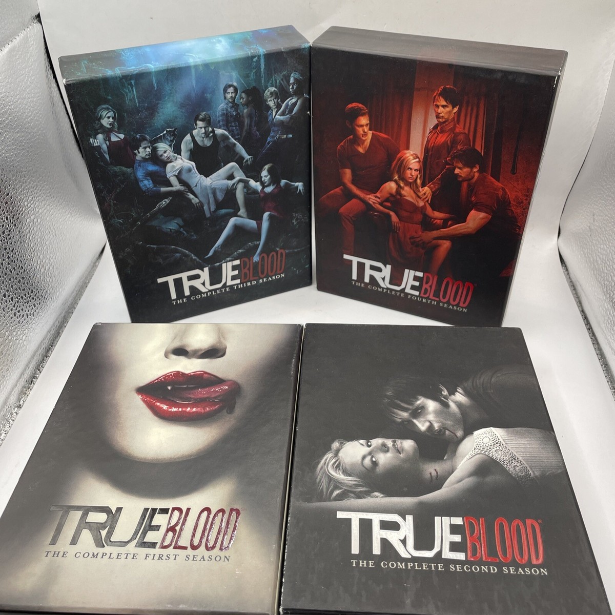 トゥルーブラッド DVD season1～4までの全巻セット True Blood Season 1 2 3 4 DVD Seasons 1-4 HBO TV Series - All