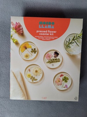 Mondo Llama Pressed Flower Resin Coaster Kit for Dried Flowers DIY Art Kit