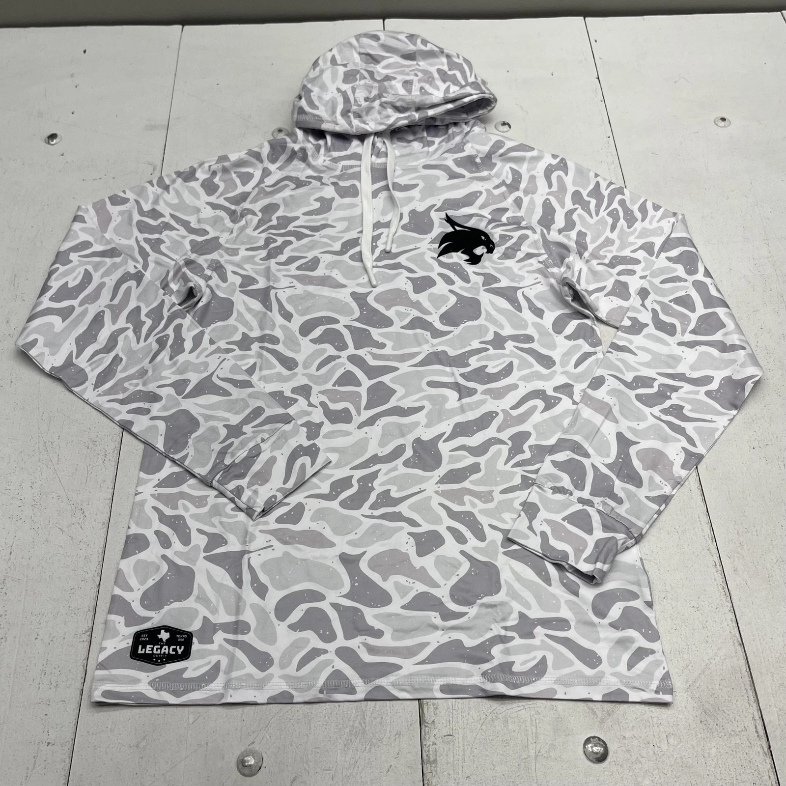 The Legacy Outfit Hoodie Shirt Mens Small White Camo Lightweight UPF 50 Sun
Opens in a new window or