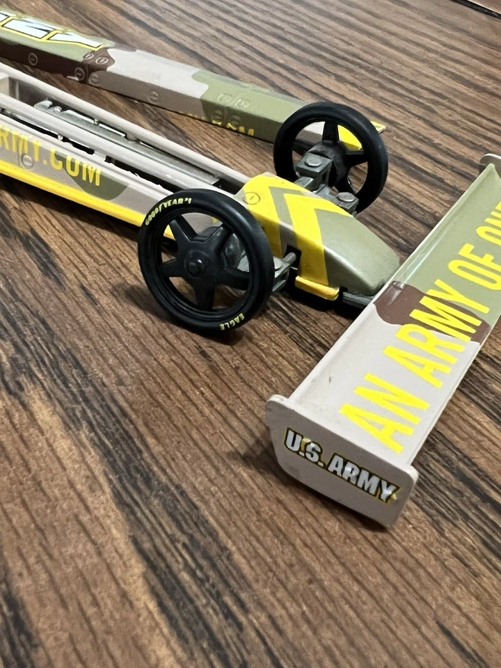 Matco Tools Racing Top Fuel Dragster 1:24 Scale Tony Schumacher Army 1 of 2000 - Image 4 of 4