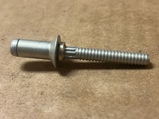 Pack of 10 each Huck Manufacturing Company Blind Bolt P/N 0B100-T10-07D New