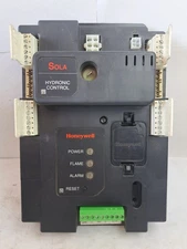 Honeywell R7910B1040 Sola Hydronic Control Circuit Board Module Tested