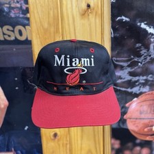 Vintage Miami Heat Hat cap Snapback NBA Basketball Twins Bar Line Black red NBA