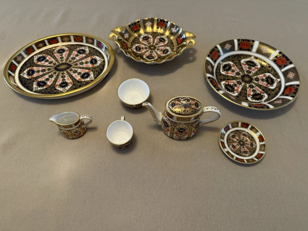 『ハロうー特価』　 CROWN DERBY 『オールド伊万里』　小皿 Royal Crown Derby, Old Imari | Replacements, Ltd.