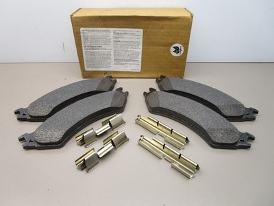 Ford Motorcraft  BRF-1420  Front Brake Pad Set  6C2Z-2200-E