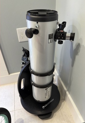 Celestron StarSense Explorer 150mm Tabletop Dobsonian Telescope - App Enabled