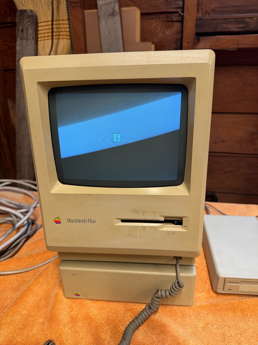 Apple Macintosh Plus 1MB — Serviced, Working, Complete System
