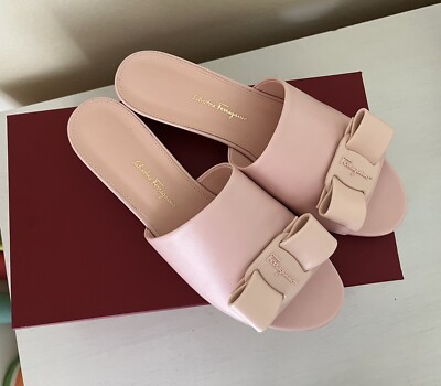 小さいサイズ フェラガモ ミュール ピンク サイズ51/2 NIB Salvatore Ferragamo Women Pink Leather Sandal Shoe Size