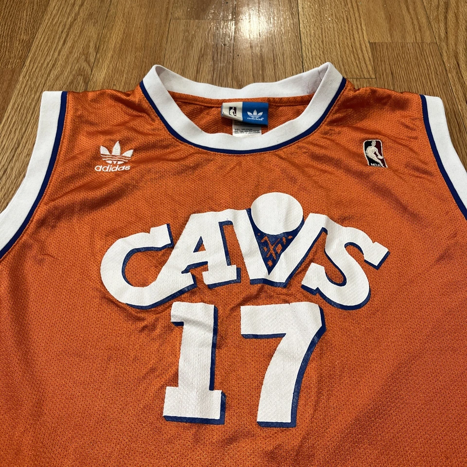 Camiseta Adidas Anderson Varejao Cleveland Cavaliers Swingman juvenil XL Harwood Foto 2 de 4