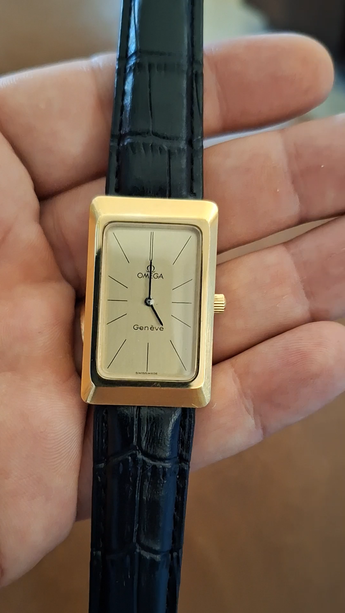 Vintage, Exceptional, Art Deco 70's Omega Genève Tank Gold Vintage, Exceptional, Art Deco 70's Omega Genève Tank Gold