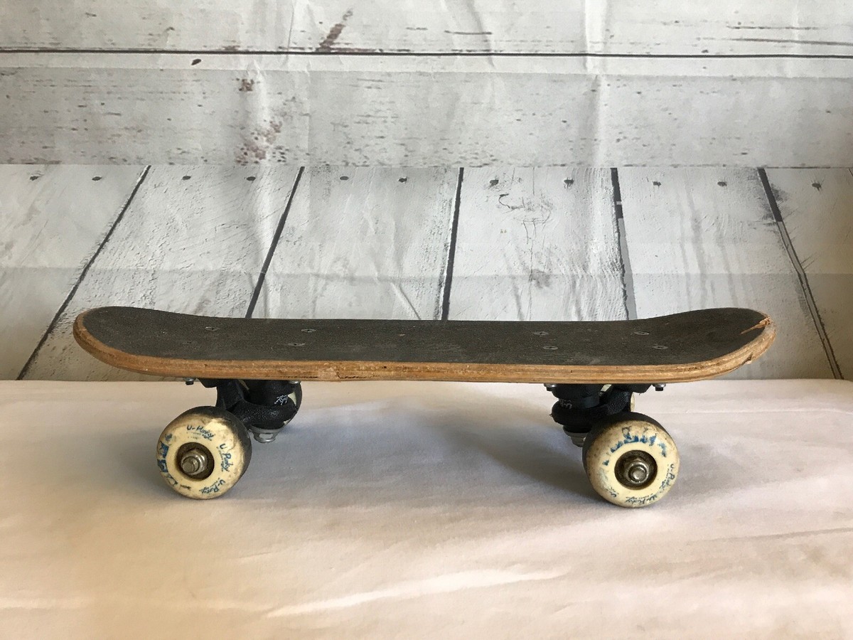 U-Punky Operation スケートボード Vintage 90's U-Punky Mini Skateboard Bad Boy 16
