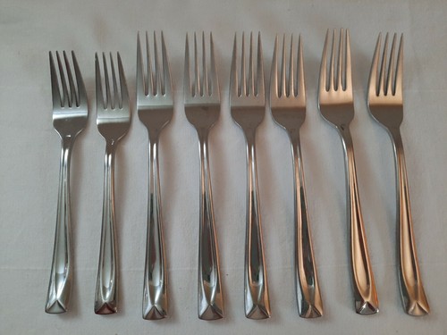 Lot of 26 Pcs Oneida Stainless Lincoln Spoons Knives Forks Serving Fork & Spoon - Picture 3 of 12