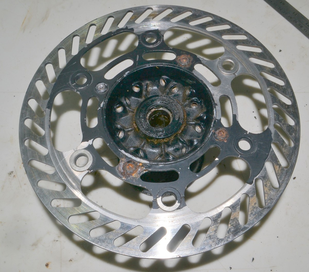 Kawasaki KX 125 KX 250 Front Wheel Center Hub + Rotor 20mm 41034