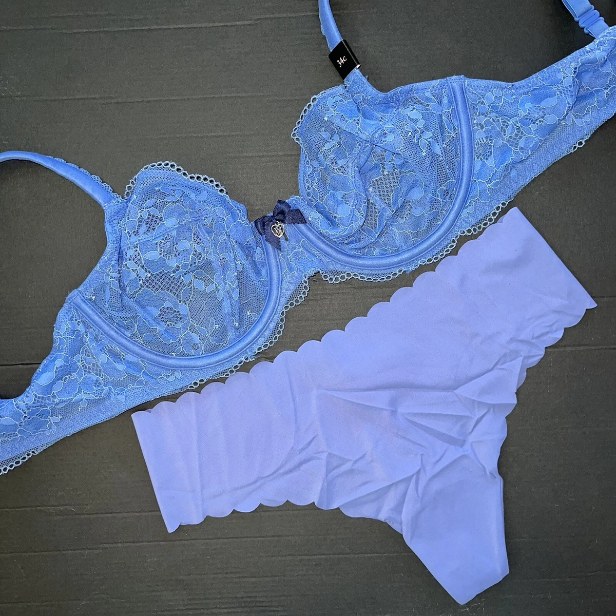 Victoria's Secret unlined 34C BRA SET M smooth thong BLUE lace