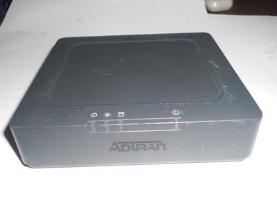 Adtran SDX 621i XGS-PON ONT Optisches Netzwerkterminal SDX621i (ohne Kabel)