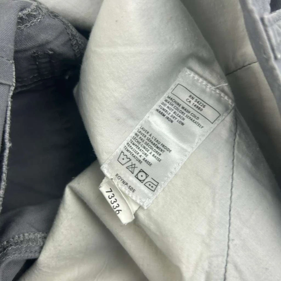 Royal Robbins Shorts Mens 34 Gray Cotton Flat Front Lightweight Chino - Image 4 of 4