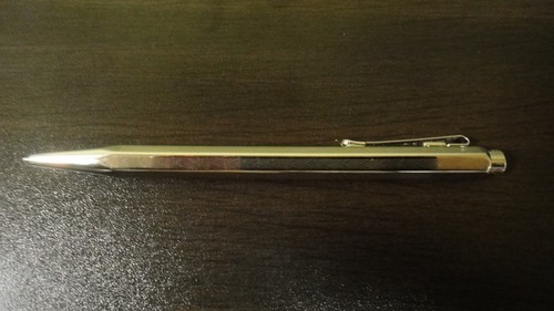 CARAN D ACHE ECRIDOR CHEVRON SILVER PLATED RHODIUM COATED BALLPOINT PEN - Picture 11 of 12