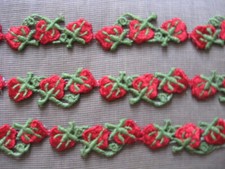 9 1/2 Yds Vintage Heavy Red strawberry cotton Venise Gallon Lace