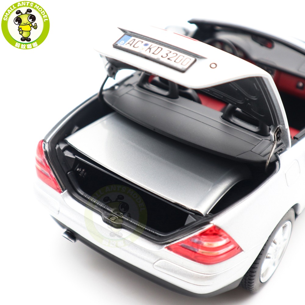 メルセデスベンツ　SLクラス　1/18 1/18 Mercedes Benz SLK 1996 Norev 183020 Brillant Silver Diecast