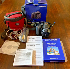 Olympus SP-570UZ 10MP Digital Camera 20x Zoom w/Box, Case, CD  2GB Card