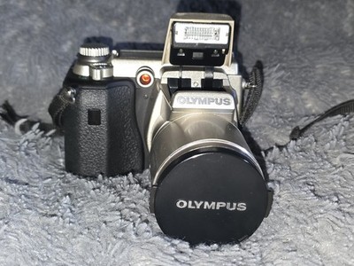 Olympus Camedia C-2100 Ultra Zoom Set | 3x SmartMedia (2x64MB+8MB) Fernbedienung