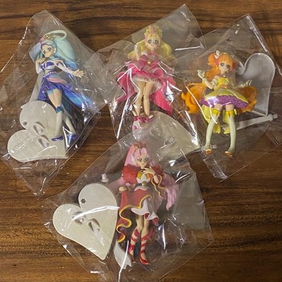 Go Princess Precure Figur 4er Set Kur Meerjungfrau Flora Twinkle Sockel entha...