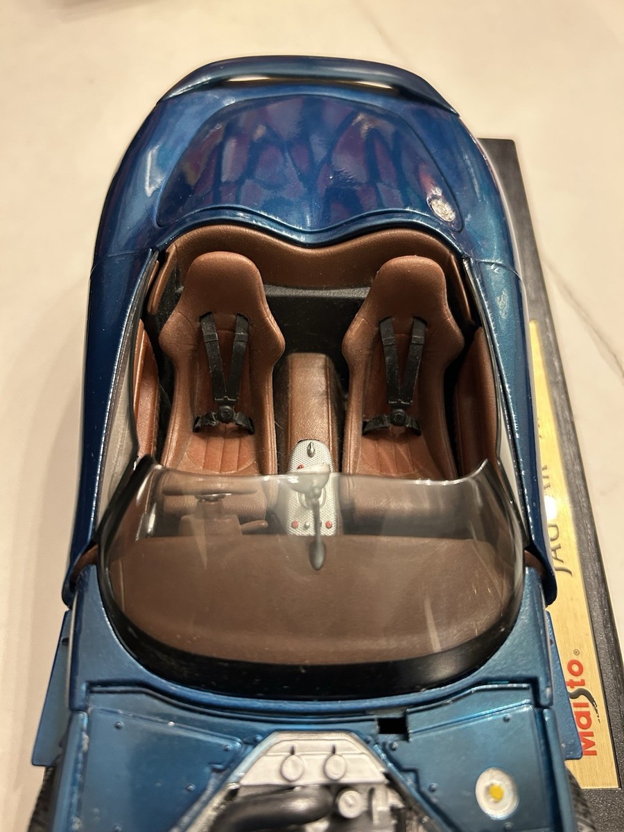Jaguar XK 180 Teal Green 1:18 Maisto Special Edition Diecast Car