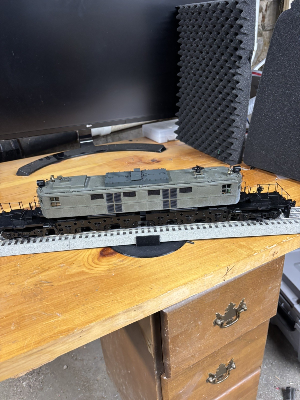 Mth Box MTH PREMIER P2 BOX CAB ELECTRIC FULL CHASSIS & UN-PAINTED SHELL | eBay