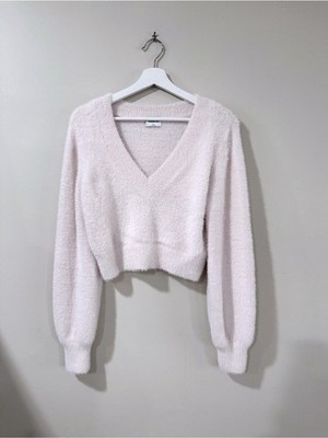 Sunday Best Aritzia Fuzzy Cropped Sweater M Pink Coquette Balletcore Chic Cozy