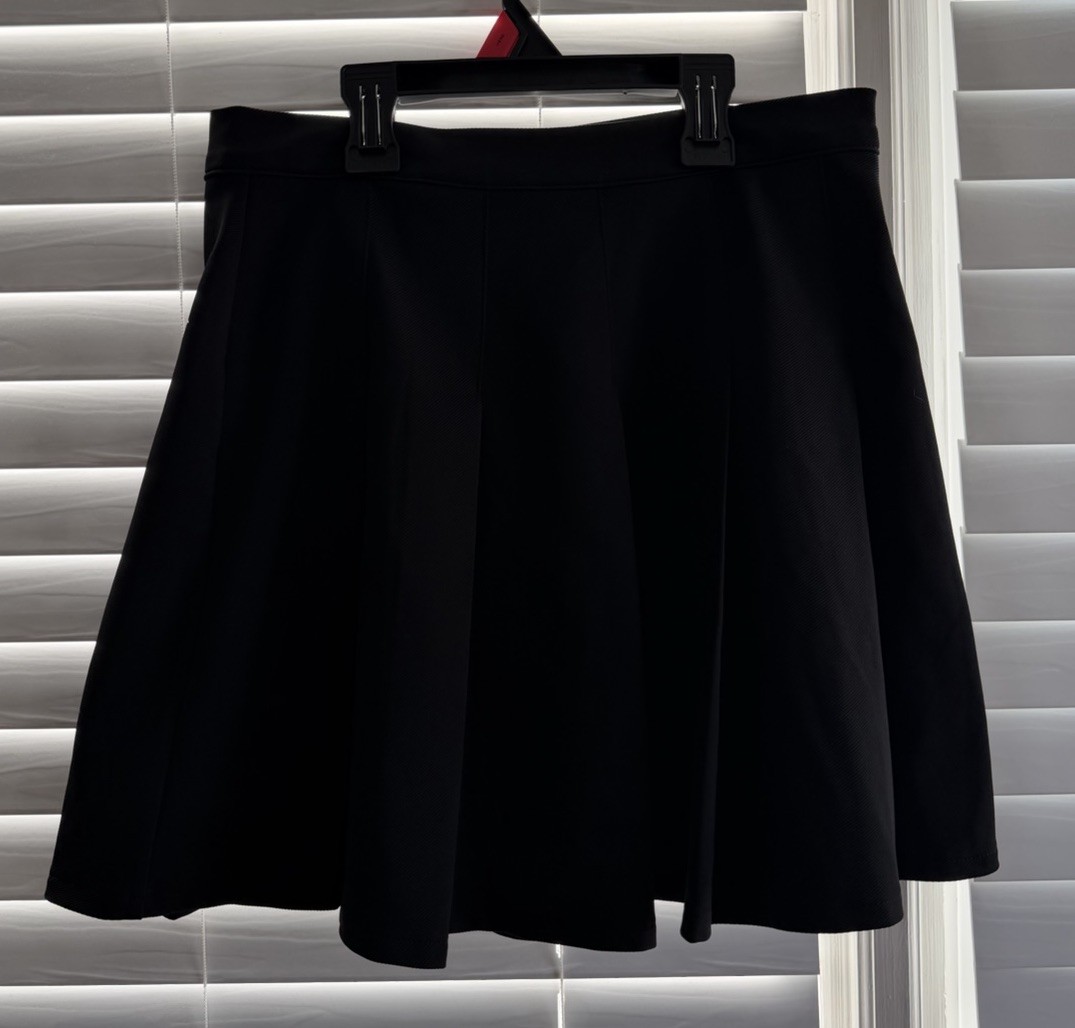 Women's Black Skater Skirt Classic A-Line Flare! Size M 🖤🖤