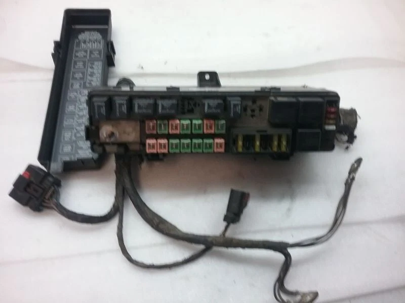 Engine Fuse Relay Box AT 3.5L 00-04 CHRYSLER 300M SPECIAL 5-6-11P - Image 2 of 4