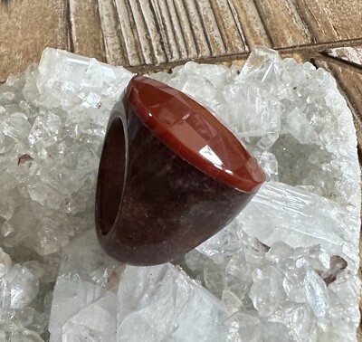 Deb Guyot Ring mit großem Stein, Größe 9,5, Karneol & Erdbeerquarz, kühn