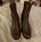 Womens Brown. leather boots size 7M — photo 2