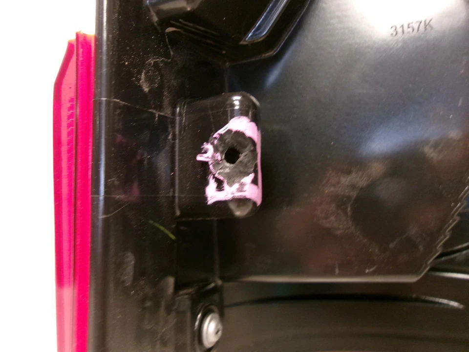 Luz trasera incandescente para conductor Ford F250sd 2017 2018 2019 sin punto ciego Foto 3 de 4